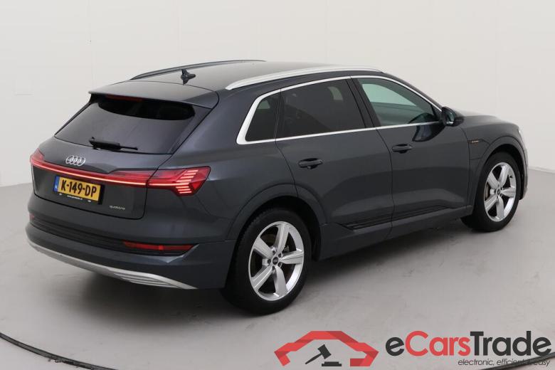 AUDI e-tron  #6