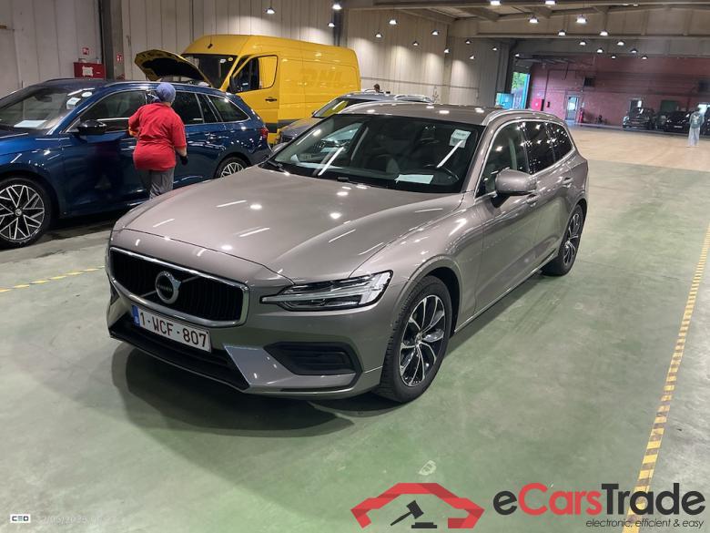VOLVO V60 DIESEL - 2018 2.0 D3 Momentum (EU6d-TEMP) STOCK #2