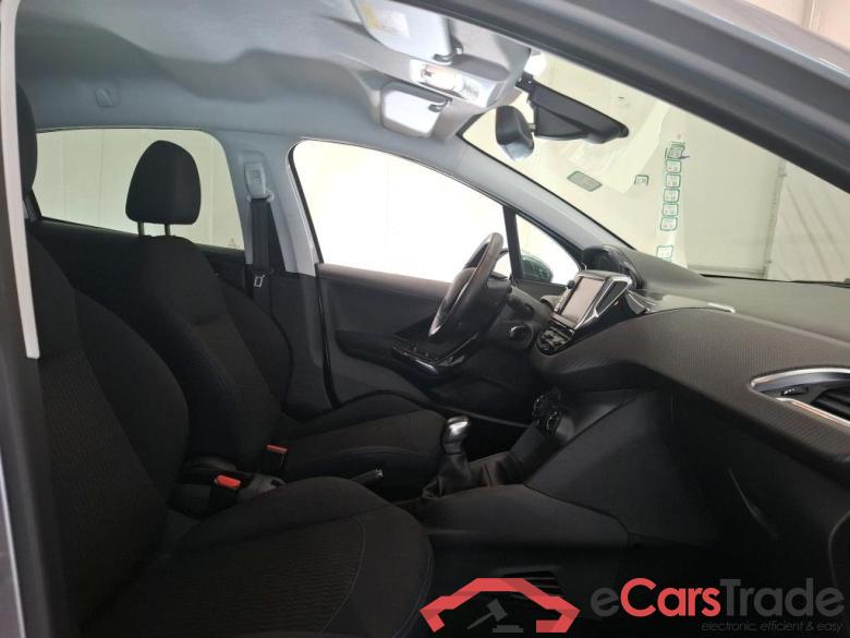 Peugeot Puretech 82 Signature(SP) 208 Signature 1.2 PureTech 80CV BVM5 E6dT #6
