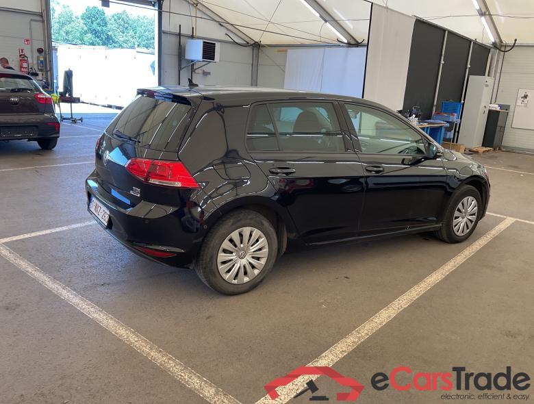 VOLKSWAGEN Golf VII Golf   Trendline 1.6 TDI BlueMotion Technology 66 kW (90 ch) 5 vitesses manuel #2