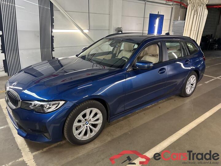 BMW 3 Reeks Touring 3 Reeks Touring 318iA (115 kW) 115kW/156pk  5D/P Auto-8 #1