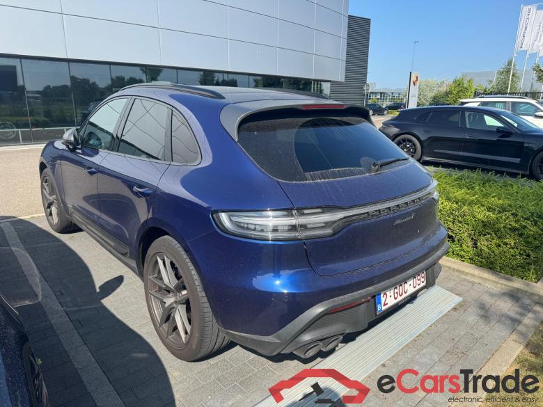 PORSCHE Macan T Macan T (MY24) #3