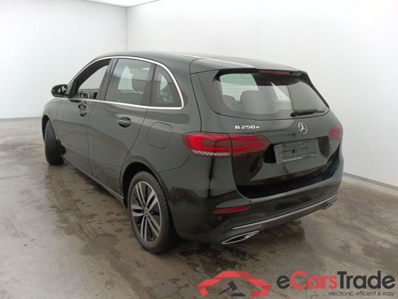 Mercedes-Benz B-Klasse B 250 e Business Solution 5d #4
