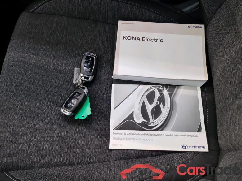 Hyundai Kona '17 Hyundai KONA Comfort Electric 64 kWh 5d #4