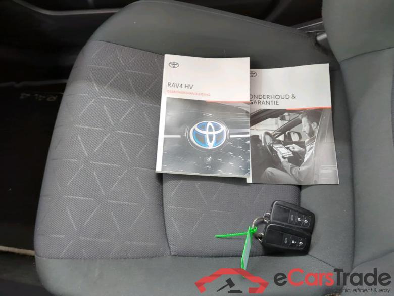 Toyota RAV4 '18 Toyota RAV4 2.5 Hybrid AWD Dynamic Automaat 5d #4