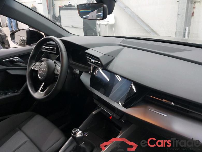 AUDI - AUD A3 BERLINE 30 TDi 116PK Attraction Pack Business #3