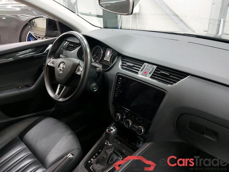 SKODA - SKO OCTAVIA COMBI CRTDI 115PK DSG7 Style Pack Safety & Comfort & Adaptive Cruise & Kessy & Lane Assist & Removable Trailer Hook #3