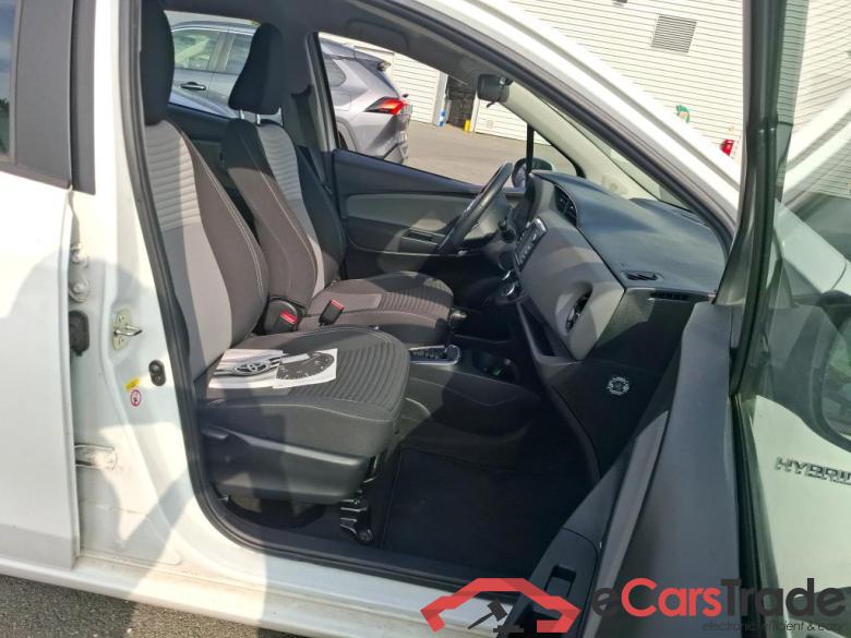 Toyota 1.5 VVT-I HYBRID France Business TOYOTA Yaris Hybride / 2017 / 5P / Berline 1.5 VVT-I HYBRID France Business #6