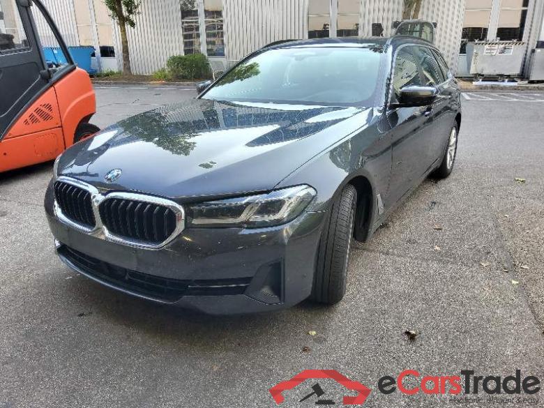 BMW Baureihe 5 Touring (G31)(2017->) DE - Kb5 530 d Mild-Hybrid EU6d, xDrive (EURO 6d), (Facelift) 2020 - 2024 #1