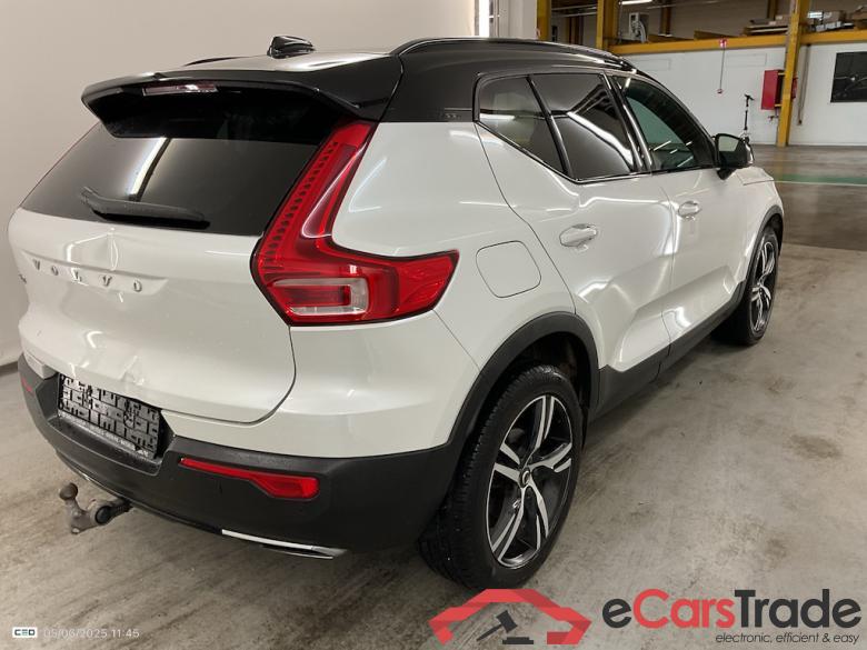 VOLVO XC40 DIESEL 2.0 D3 R-Design Geartronic #4