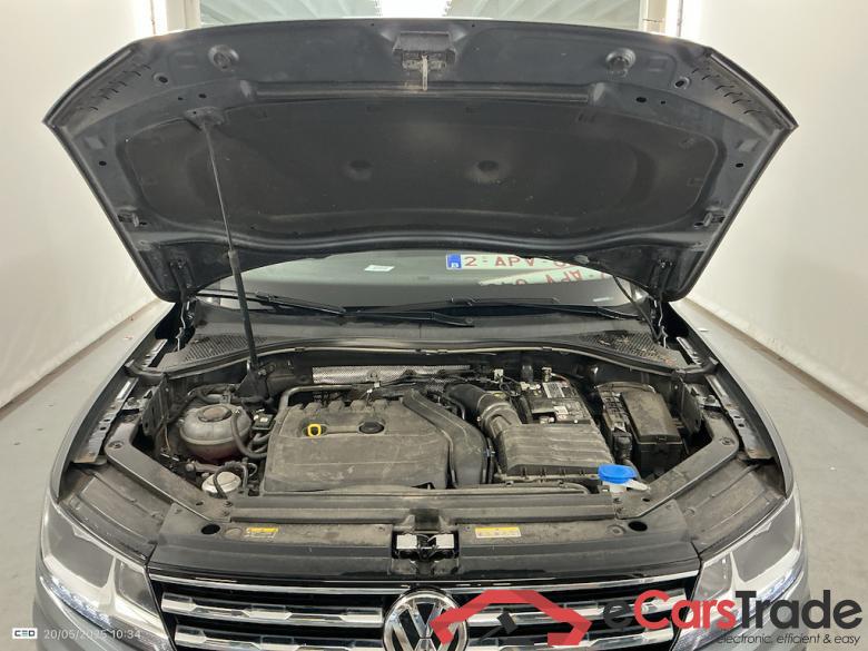 VOLKSWAGEN Tiguan 1.5 TSI COMFORTLINE #6