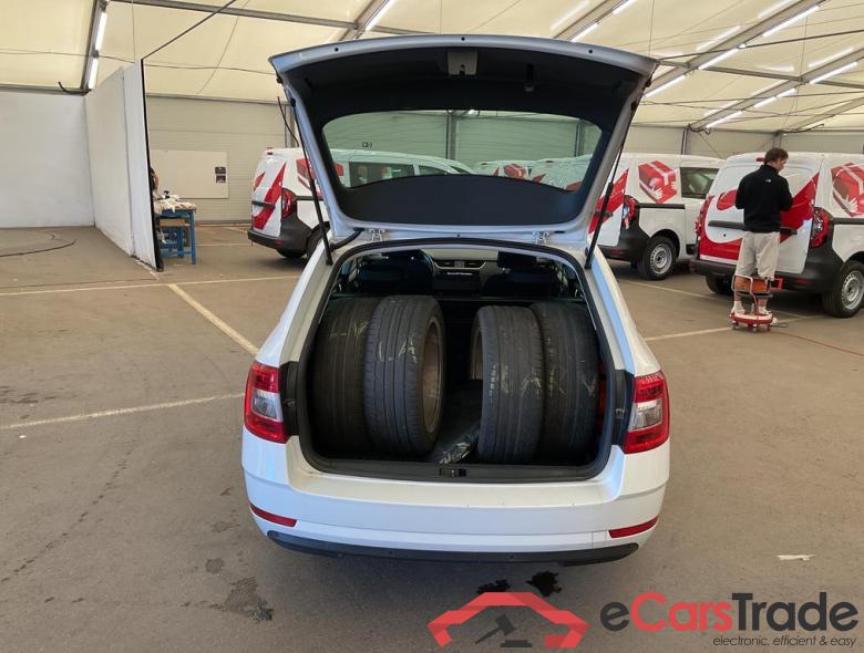 SKODA Octavia Combi Octavia Combi Ambition 1,4 TSI 110 kW 7-speed automat. #5