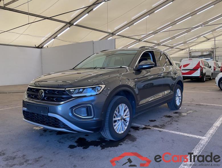 VOLKSWAGEN T-Roc T-Roc Life 1.5 l TSI GPF 110 kW (150 PS) 7-speed dual-clutch transmission DSG #1