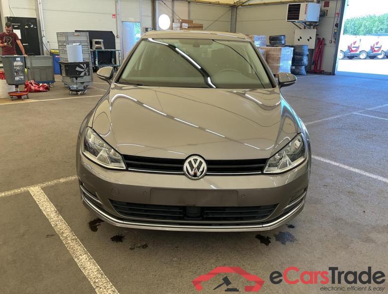 VOLKSWAGEN Golf VII Golf Comfortline 1.2 TSI BlueMotion Technology 81 kW (110 ch) 6 vitesses manuel #5