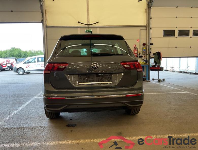 VOLKSWAGEN Tiguan Tiguan Life Business 1.5 TSI ACT OPF 110 kW (150 ch) 7 vitesses DSG #4