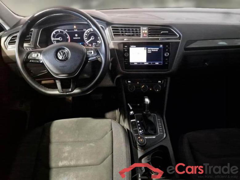 Volkswagen 4 VOLKSWAGEN TIGUAN ALLSPACE / 2017 / 5P / SUV 2.0 TDI SCR 140KW ADVANCED BMT 4MOT DSG #3