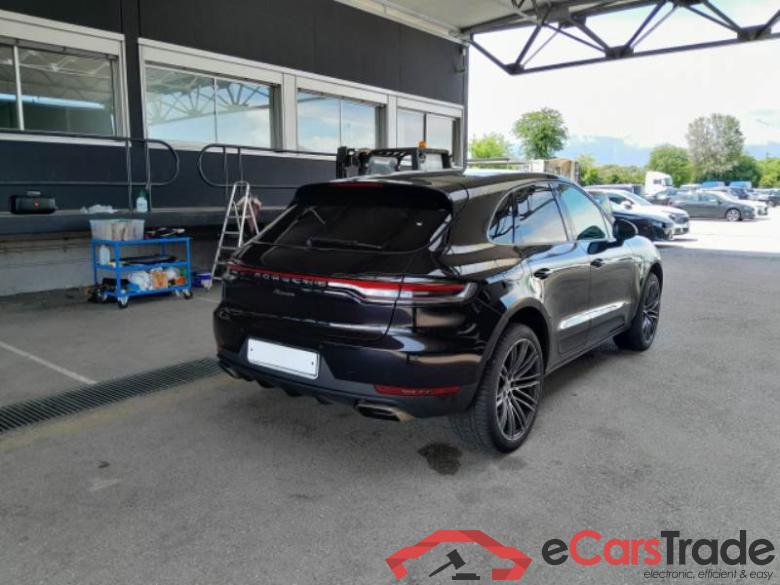 Porsche 2.0 PORSCHE MACAN / 2018 / 5P / SUV 2.0 #2