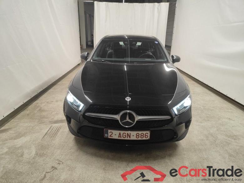 Mercedes-Benz A-Klasse Limousine A 250e Business Solution 4d #2