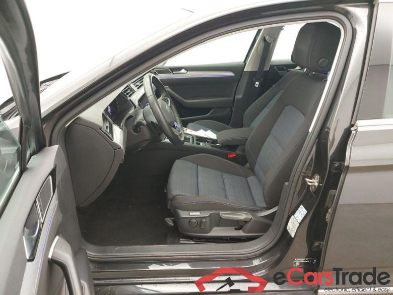 Volkswagen Passat Variant 1.4 TSI DSG6 GTE Business 5d #6