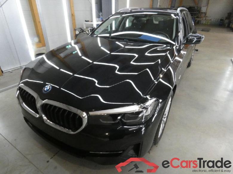 BMW 5-Serie Touring ´16 Baureihe 5 Touring 530 e xDrive 2.0 215KW AT8 E6d #1