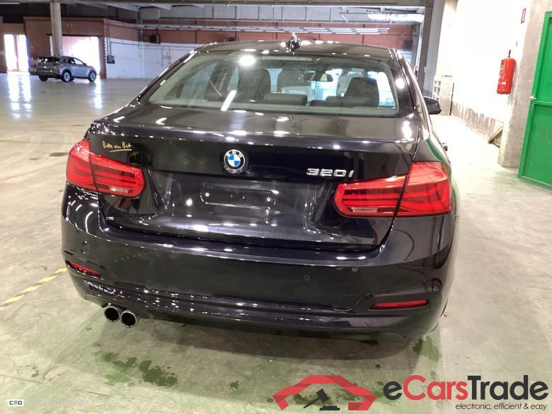BMW 3 - 2015 320iA Corporate Advantage #5