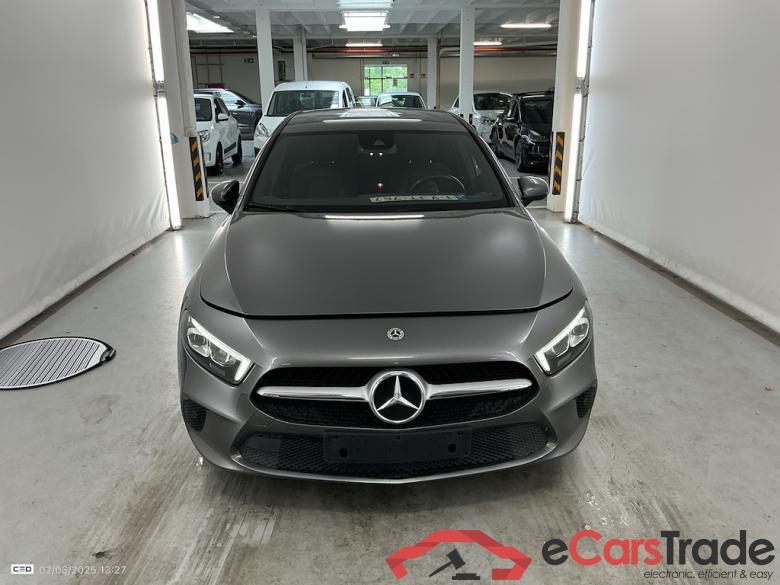 MERCEDES-BENZ CLASSE A DIESEL (W177) A 180 d Business Solution Plus #1