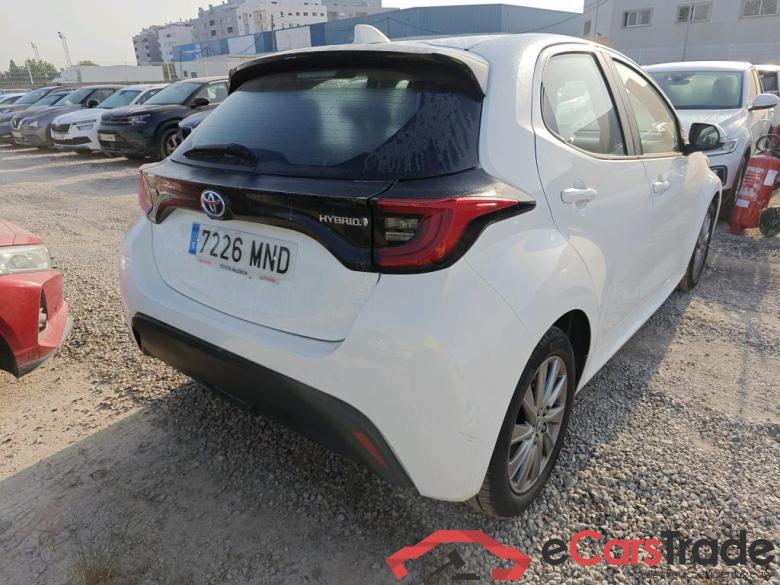 Toyota 1.5 120H Active Tech TOYOTA Yaris / 2020 / 5P / berlina con portón 1.5 120H Active Tech #2