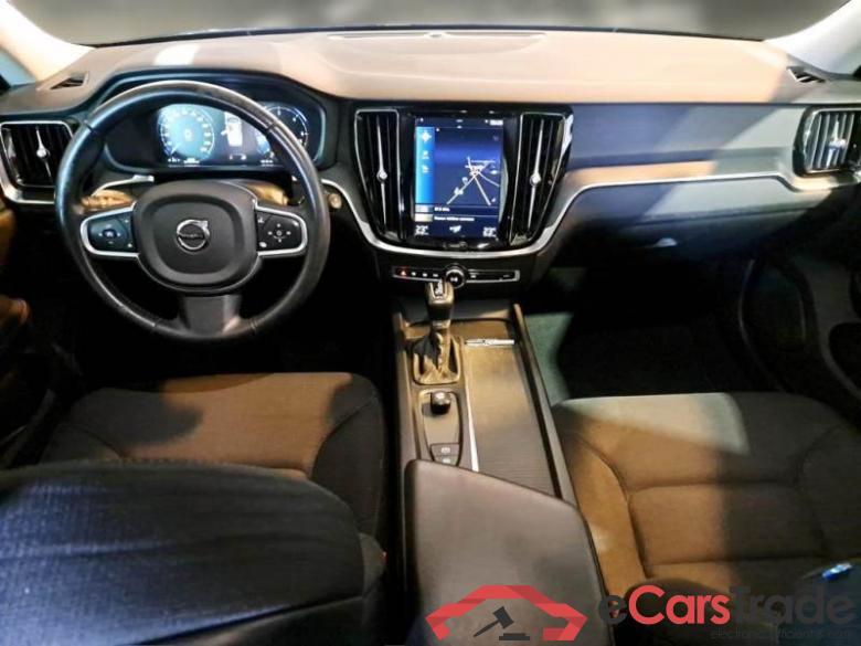 Volvo 5 VOLVO V60 / 2018 / 5P / STATION WAGON D3 GEARTRONIC BUSINESS #3