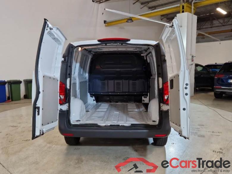 Mercedes 107 MERCEDES-BENZ VITO / 2014 / 4P / FURGONE 110 CDI COMPACT #5