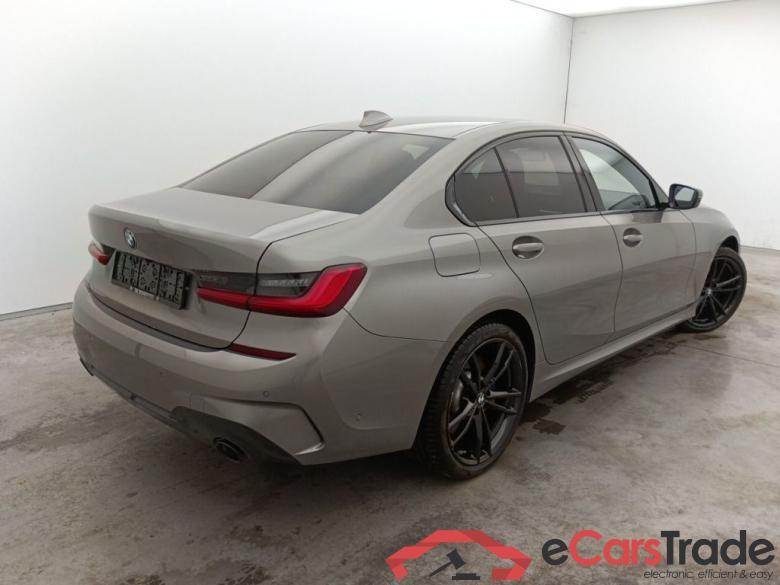 BMW 3 Reeks Berline 330e (215 kW) 4d #4