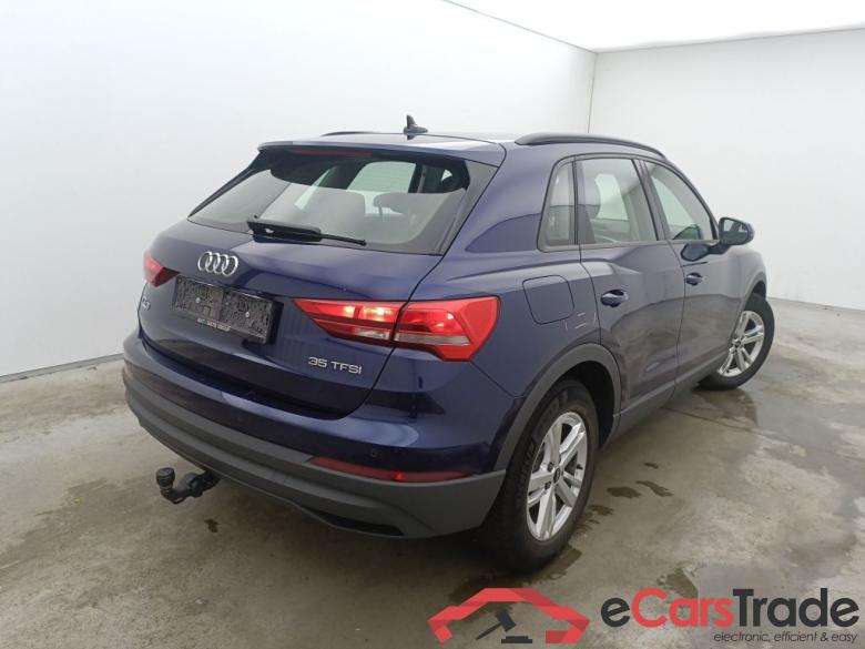Audi Q3 35 TFSI 5d #4