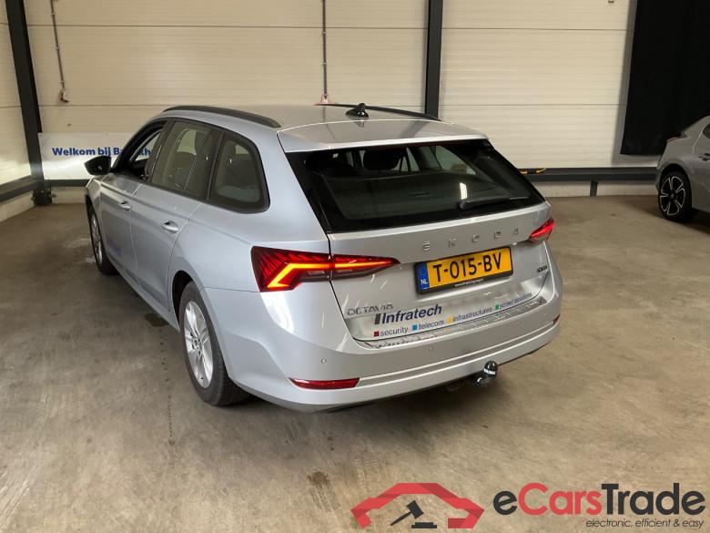 SKODA OCTAVIA COMBI 1.0 TSI Bns Edition #4