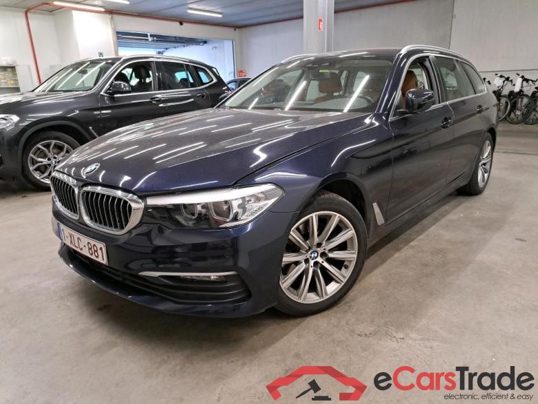 BMW - BMW 5 TOURING 520dA 190PK Pack Business With Heated Seats & Active Cruise & Driving Assistant & Parking Assistant Plus & Towing Hook #1