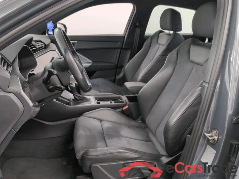 AUDI Q3 SPORTBACK 1.4 45 TFSI E S TRONIC Business Shadow look #5