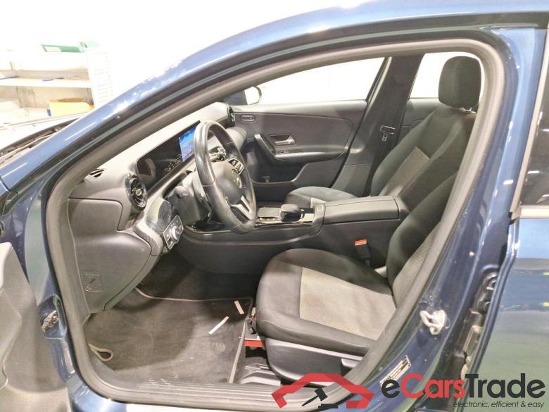Mercedes A 200d Aut. Pano Widescreen Navi KeylessGo Klima PDC ... #5