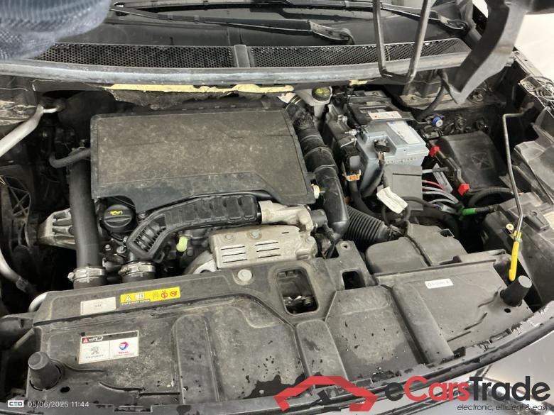 PEUGEOT 5008 1.2 PURETECH 130 AUTO ALLURE PACK #6