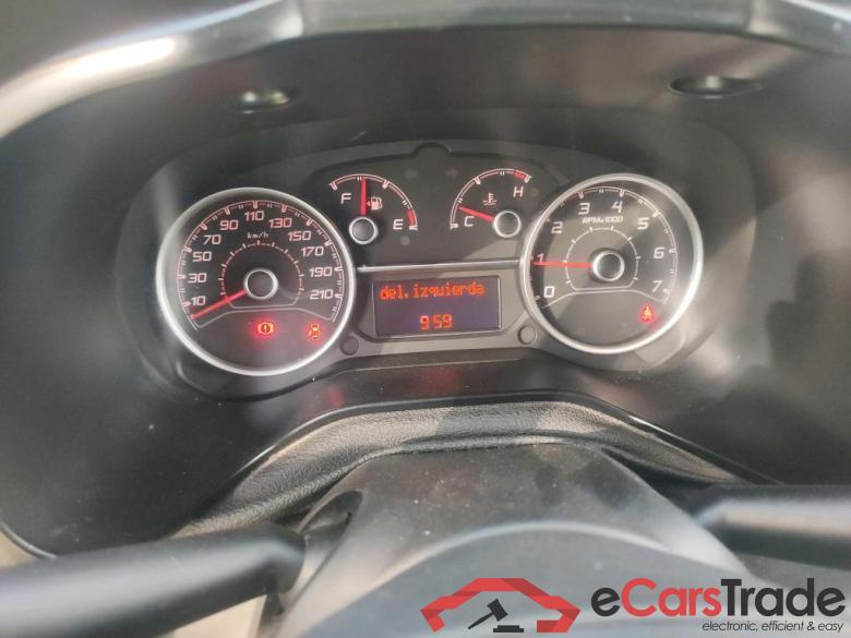 Fiat Base Maxi 1.6 Mjt 77kW E6 Carga Aumentad FIAT Doblò Cargo/2015/4P/furgón derivado de turismo Base Maxi 1.6 Mjt 77kW E6 Carga Aumentad #3