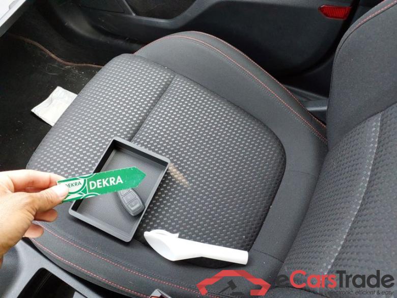 FORD Focus Berlina 1.0 Ecoboost 114KW 155CV S6.2 Automático ST-LINE X #6
