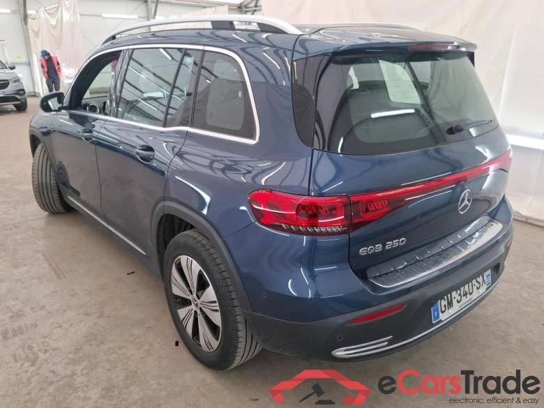 Mercedes EQB 250 Business Line MERCEDES-BENZ EQB / 2021 / 5P / SUV EQB 250 Business Line #2
