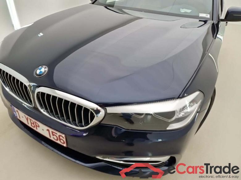 BMW 5-SERIE SEDAN 518DA LUXURY LINE #4