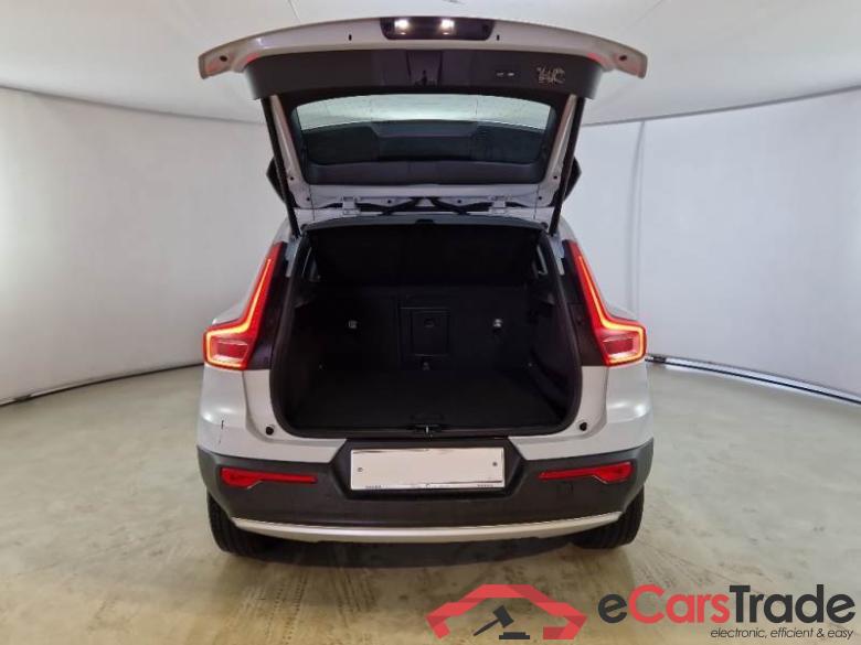Volvo 191 VOLVO XC40 / 2017 / 5P / SUV T5 PLUG-IN HYBRID RECH INSCRIP EXPR #5
