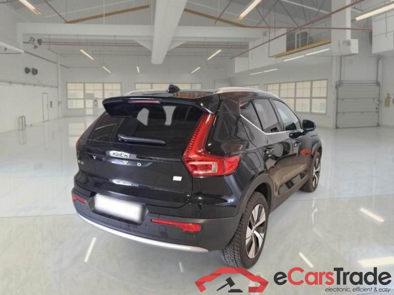 Volvo T4 REC CORE VOLVO XC40 / 2021 / 5P / SUV T4 RECHARGE PLUG-IN AUTO CORE #2