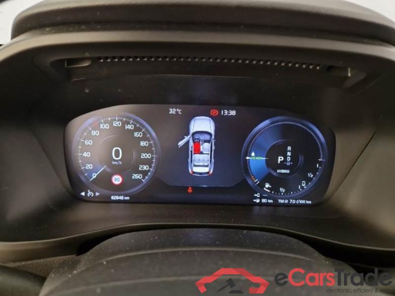 Volvo 235 VOLVO XC40 / 2017 / 5P / SUV T4 PLUG-IN HYBRID AUTO RECH INSCRIP EXPR #4