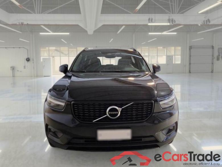 Volvo 223 VOLVO XC40 / 2017 / 5P / SUV T5 PLUG-IN HYBRID AUTO RECHARGE R-DESIGN #6