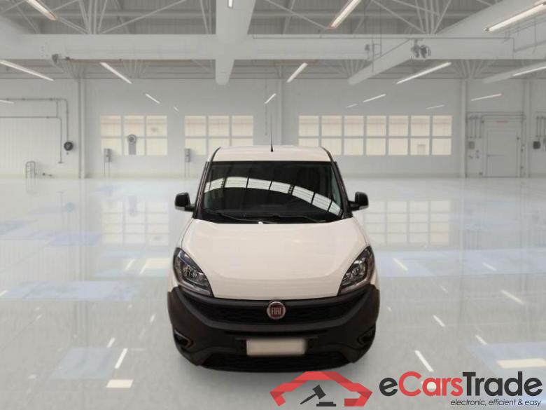 Fiat 48 FIAT DOBLÒ CARGO / 2014 / 4P / VETT. FURGONATA CH1 LOUNGE 1.3 MJET 95CV E6D SeS #6