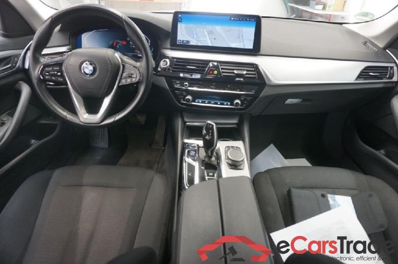 BMW 5-Serie Touring ´16 Baureihe 5 Touring 520 d 2.0 140KW AT8 E6d #3