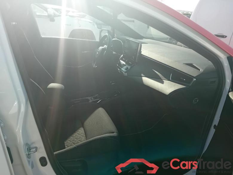 Toyota 1.8 125H ACTIVE TECH E-CVT TOYOTA Corolla 1.8 125H ACTIVE TECH E-CVT #6