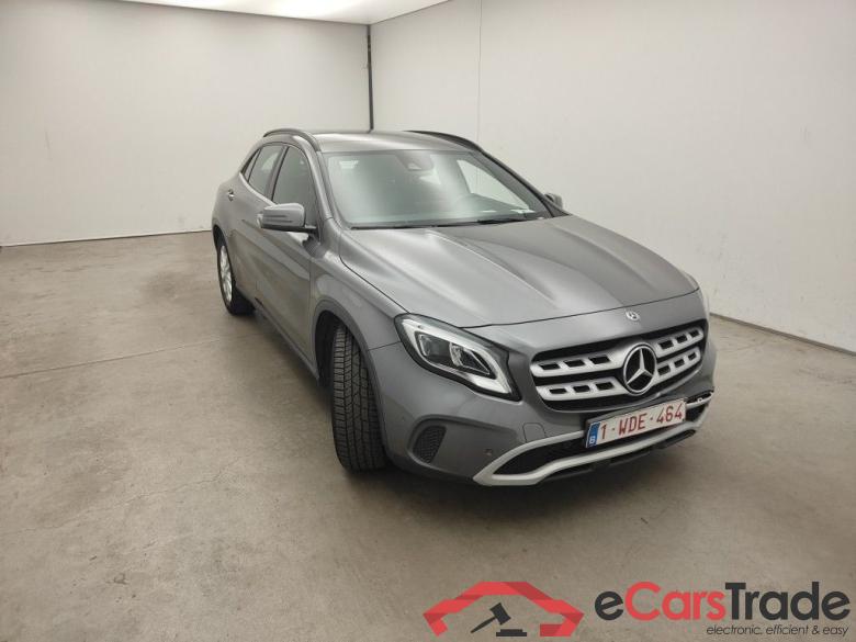 Mercedes-Benz GLA GLA 200 d Business Solution Auto 5d #3