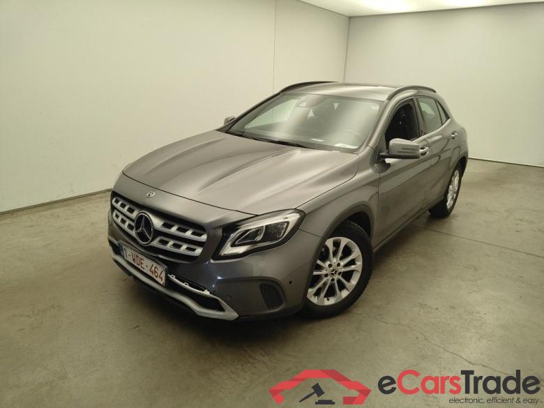 Mercedes-Benz GLA GLA 200 d Business Solution Auto 5d #1