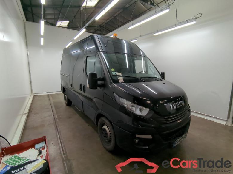 Iveco 2.3 35S16A8 V11 H2 3520 IVECO Daily VU 4p Fourgon 2.3 35S16A8 V11 H2 3520 #4